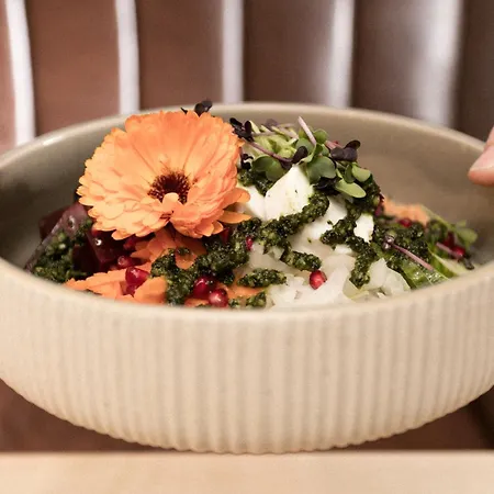 מלון Deutsches Haus *