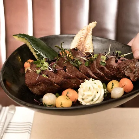 מלון Deutsches Haus